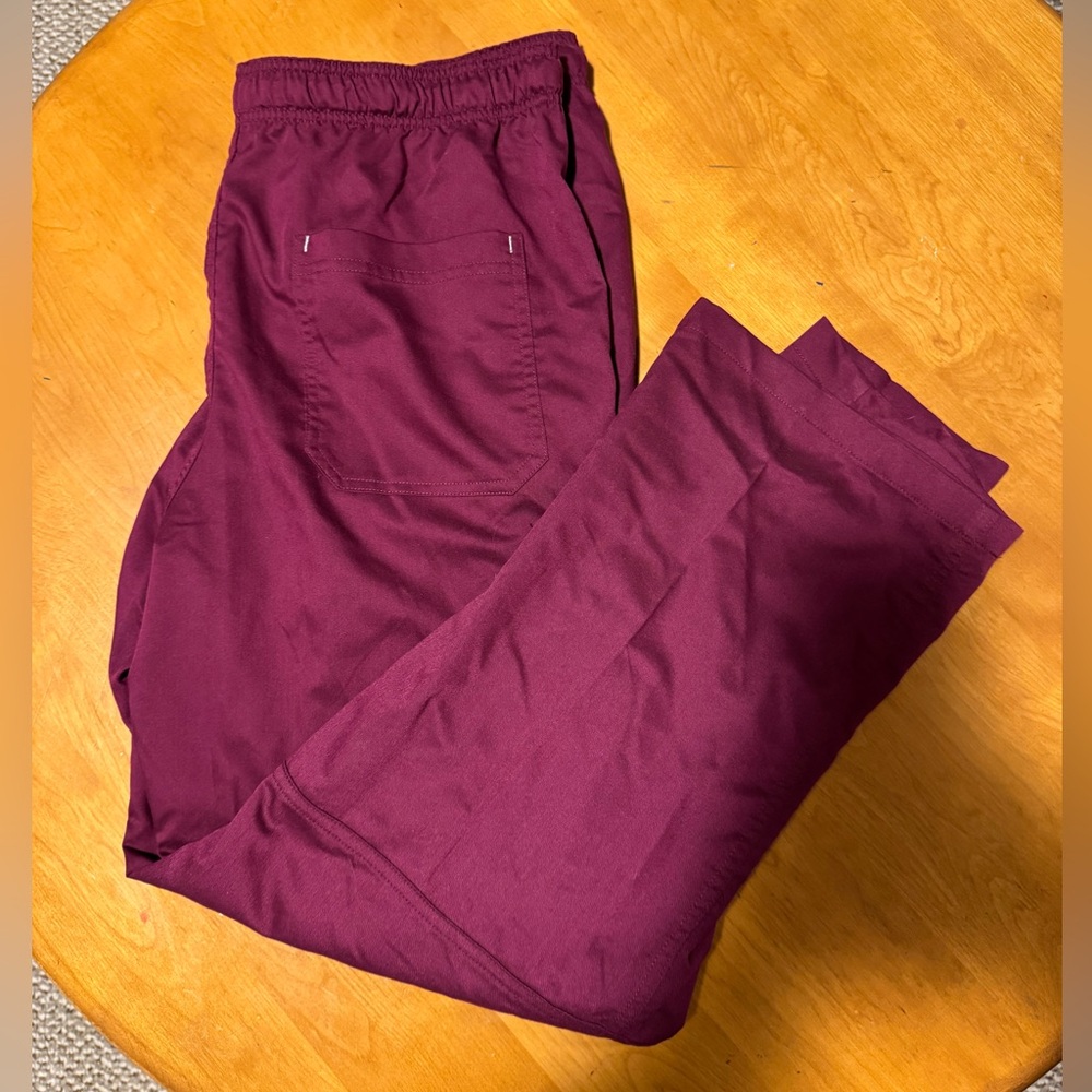 2/$40 GREY’S ANATOMY Men’s Scrub Pants